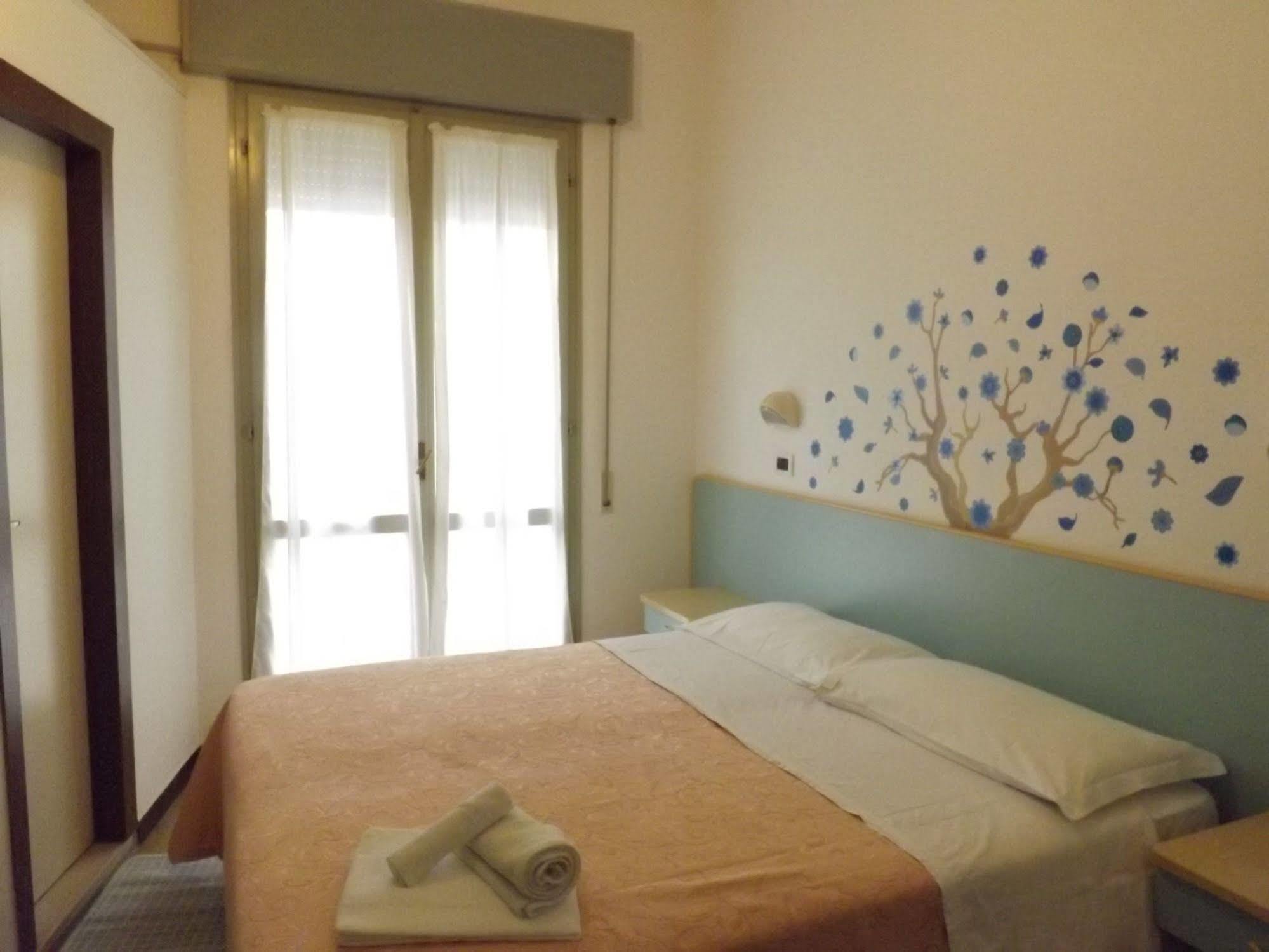 Hotel Edward Bellaria-Igea Marina Exterior foto